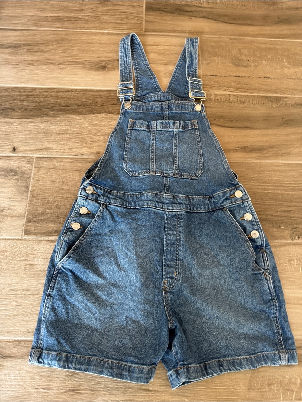 Gap S short overalls